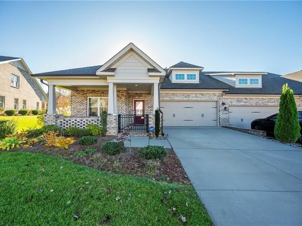 2049 Welden Ridge Rd, Kernersville, NC 27284
