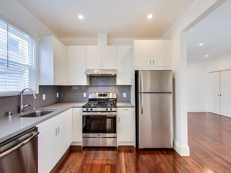 322 Stanyan — Photo 22