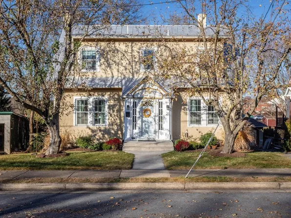 21 N Willow St, Harrisonburg, VA 22801