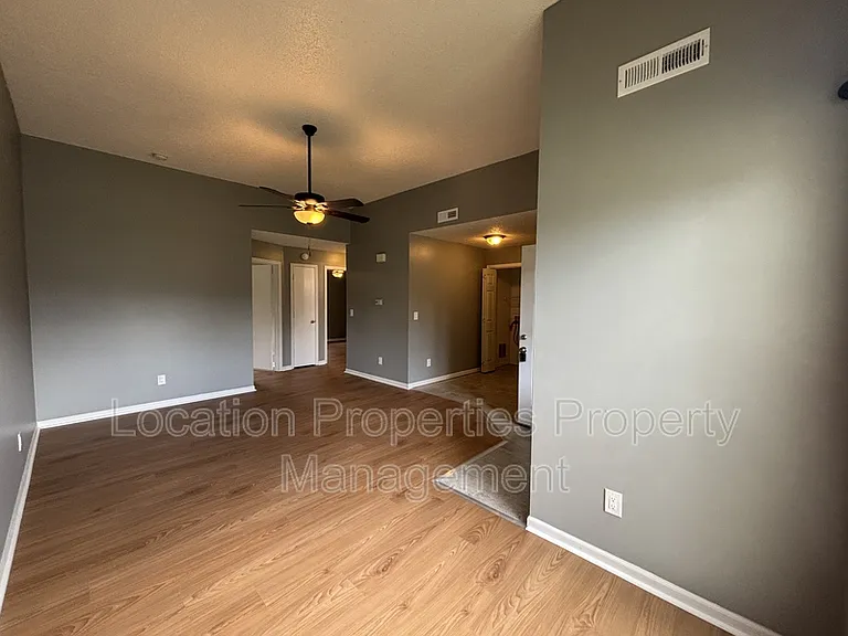 1404 E 21st Ter #1 — Photo 4