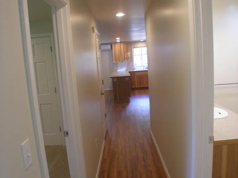 484 Grow Pl NW #LOWER — Photo 9