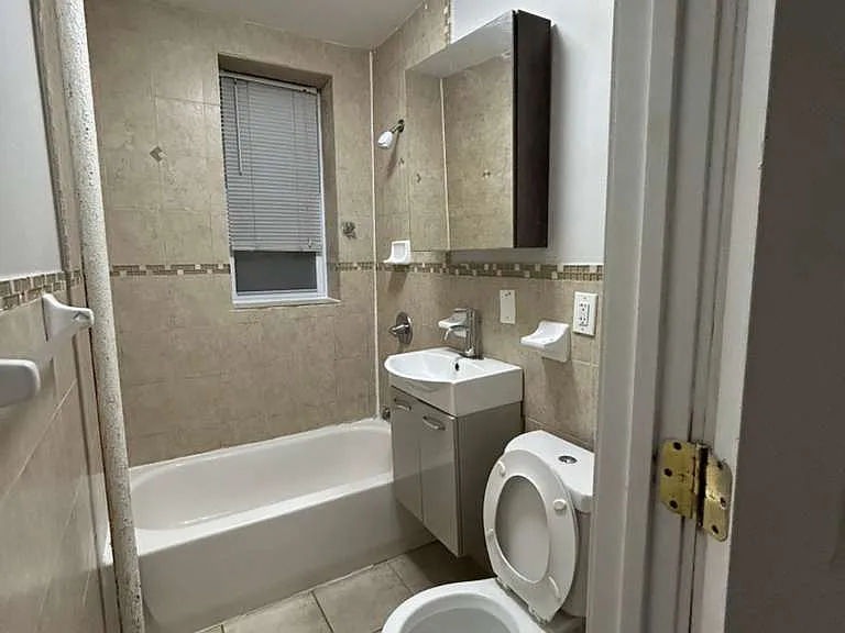 5304 Palisade Ave #B204 — Photo 8