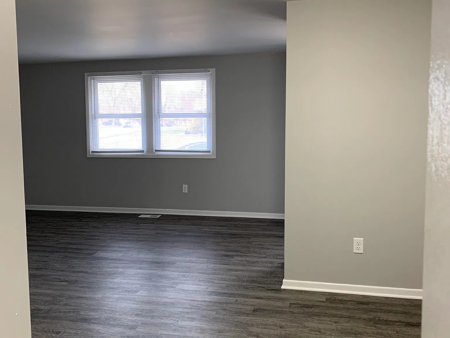 1 bed, 1177 sqft, $950 — Photo 4