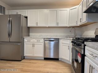 709 Zlotkin Cir APT 5, Freehold, NJ 07728
