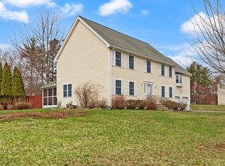 102 Russells Way, Westford, MA 01886