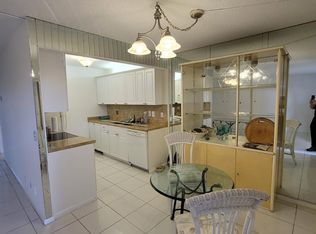 3010 Guildford Dr #A, Boca Raton, FL 33434