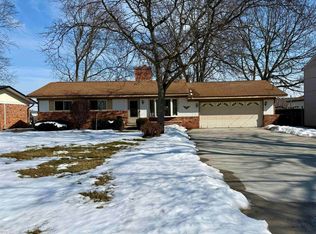 41164 Belvidere St, Harrison Township, MI 48045