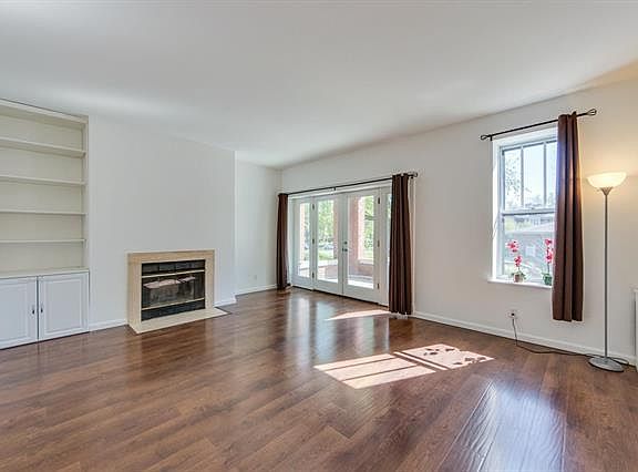 3rd image of 5833 Nina Pl Unit 1