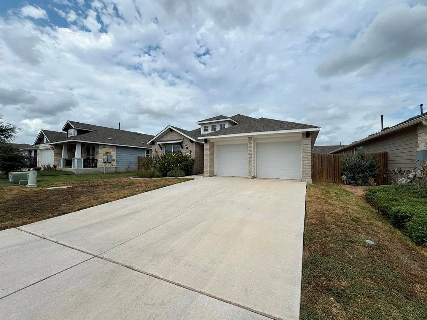 Available in Pecan Park! — Photo 2
