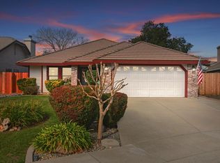 889 Olive Canyon Dr, Galt, CA 95632