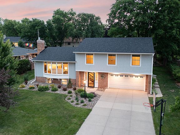 2nd image of 4812 Dunberry Ln