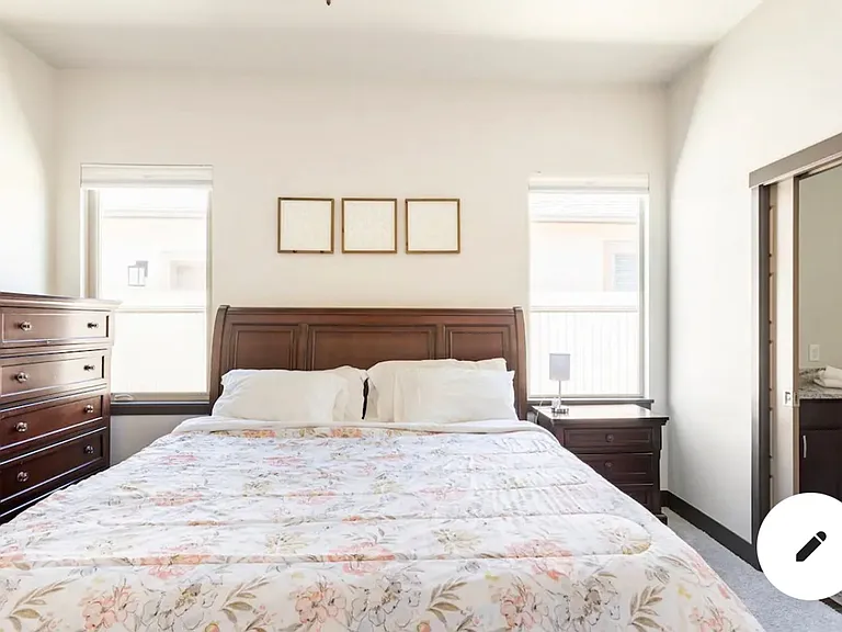 2469 Apex Ave #B — Photo 14