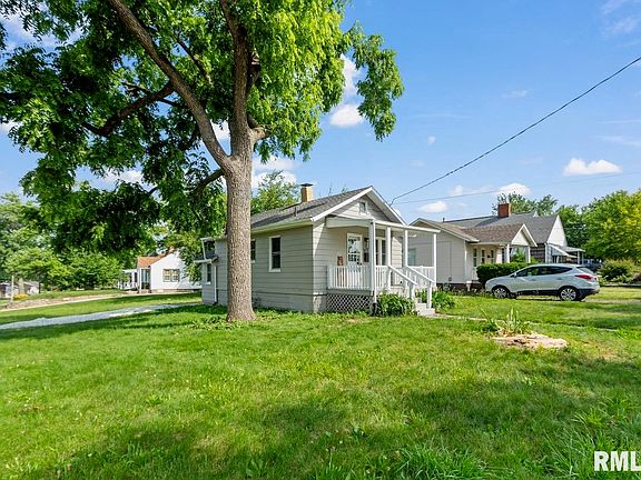 2nd image of 5019 N Belmont Pl