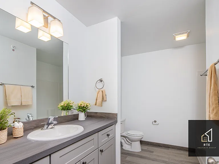 1200 Abigail Ln — Photo 29