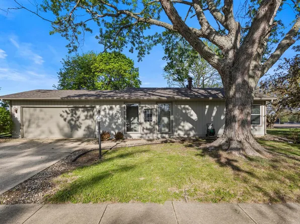 2501 Jordan Dr, Champaign, IL 61822