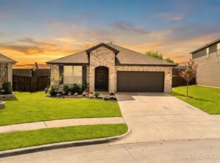 8201 Tomcat Trl, Godley, TX 76044