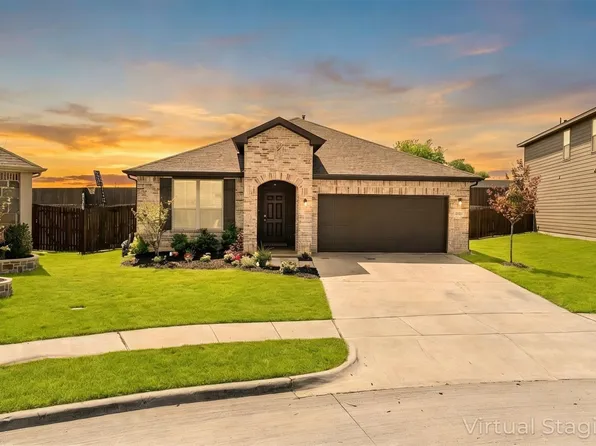 8201 Tomcat Trl, Godley, TX 76044