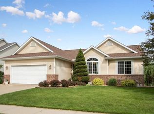 14 Lindemann Dr, Iowa City, IA 52245
