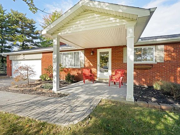 3rd image of 9563 Eastbrook Dr