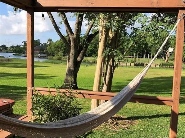 1924 Coryell St, League City, TX 77573