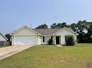 113 Grindstaff Dr, Bonaire, GA 31005