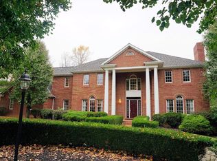 8360 Carolines Trl, Cincinnati, OH 45242