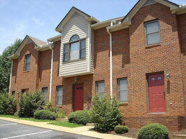 385 Old Epps Bridge Rd #3