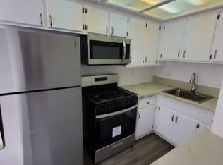 640 1/2 W 7th St #B, San Pedro, CA 90731
