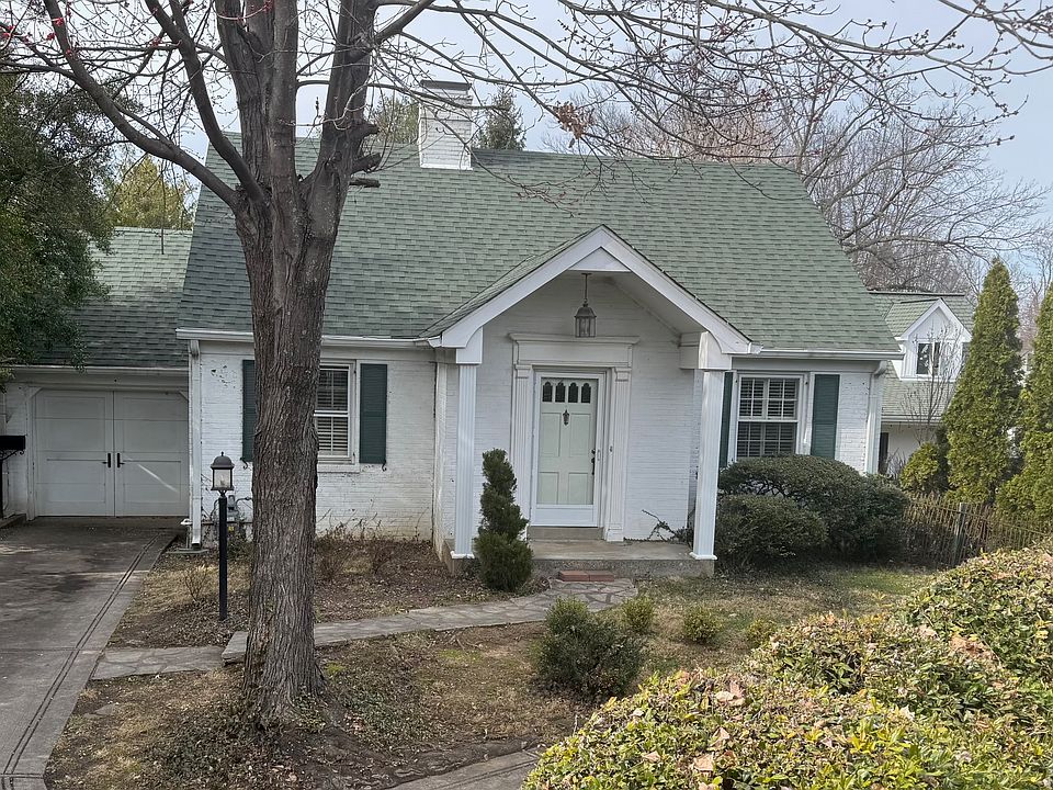 1st image of 217 Maplewood Dr