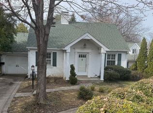 217 Maplewood Dr, Clarksville, IN 47129