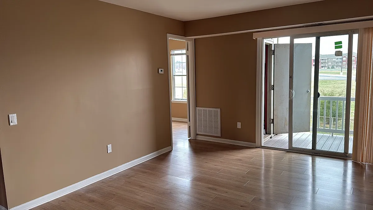 Building Photo - 1403 Key Pkwy #202A