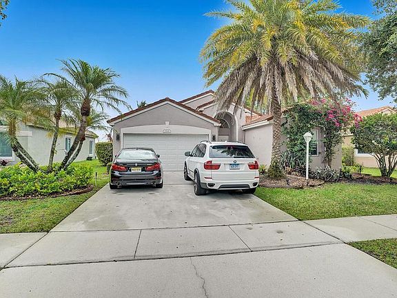 3rd image of 1541 NW 132nd Ave