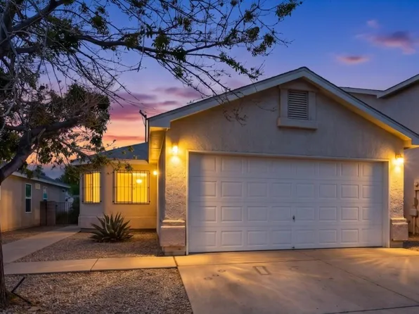 8416 Vista Serena Ln SW, Albuquerque, NM 87121