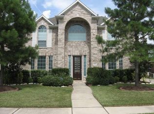 9026 Sunny Ridge Dr, Houston, TX 77095