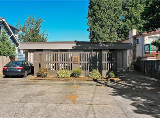 4520 Sunnyside Ave N, Seattle, WA 98103