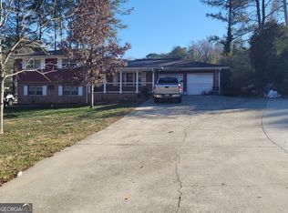 6138 Tracy Valley Dr, Norcross, GA 30093