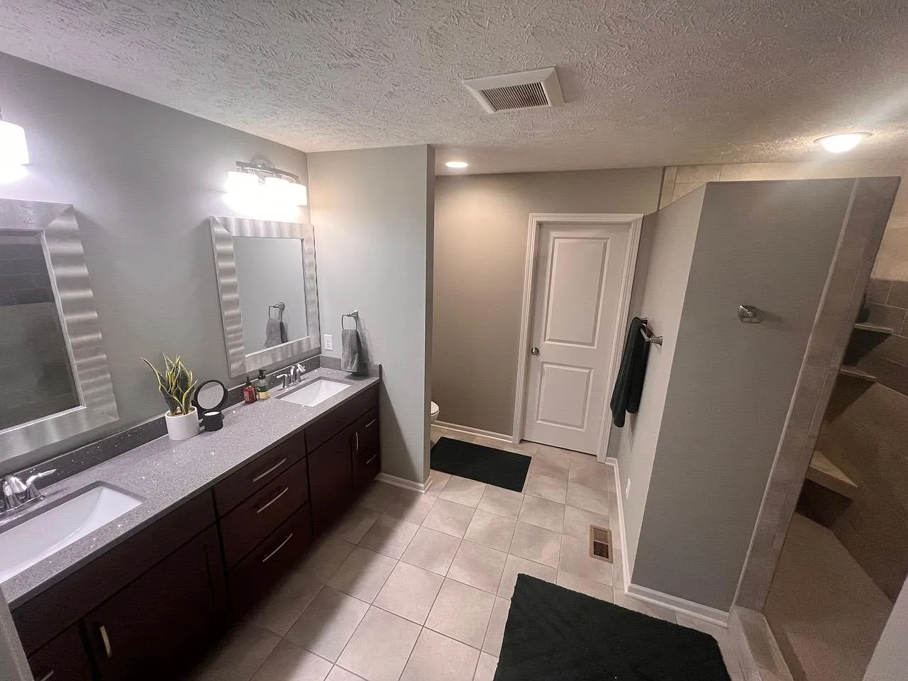9425 Wishing Well Dr — Photo 3