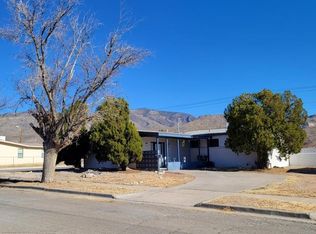 1518 Mountain View Ave, Alamogordo, NM 88310