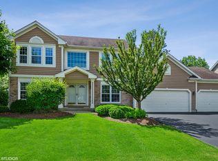 1201 Rodgers Ct, Lake Zurich, IL 60047