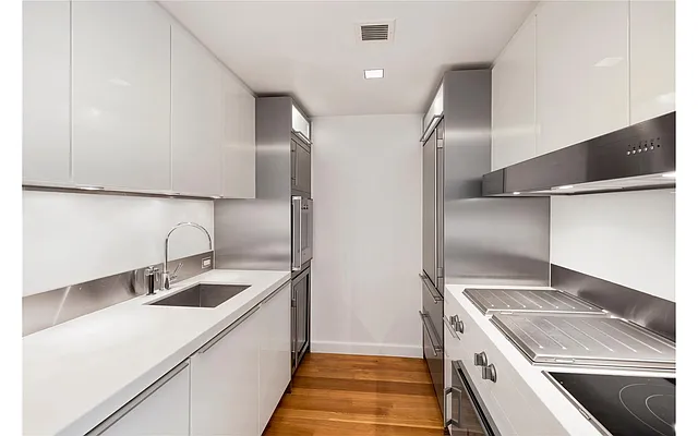 Rented by Compass | media 17