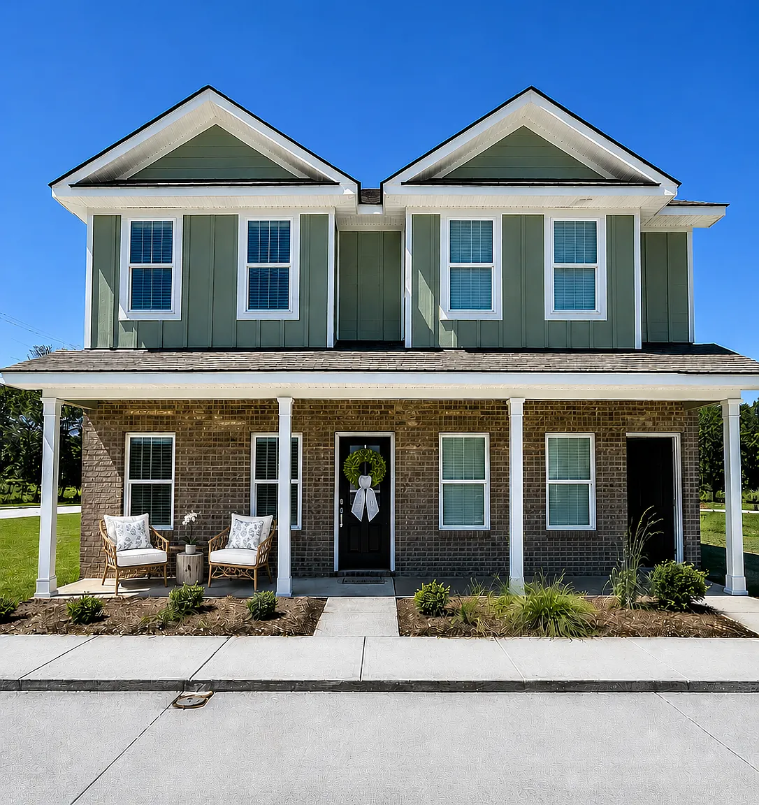 102 Skye Dr — Photo 1