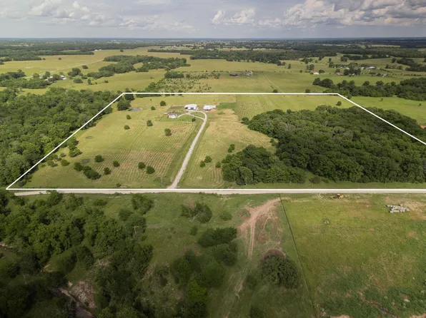 19325 S 975 Road, Stockton, MO 65785