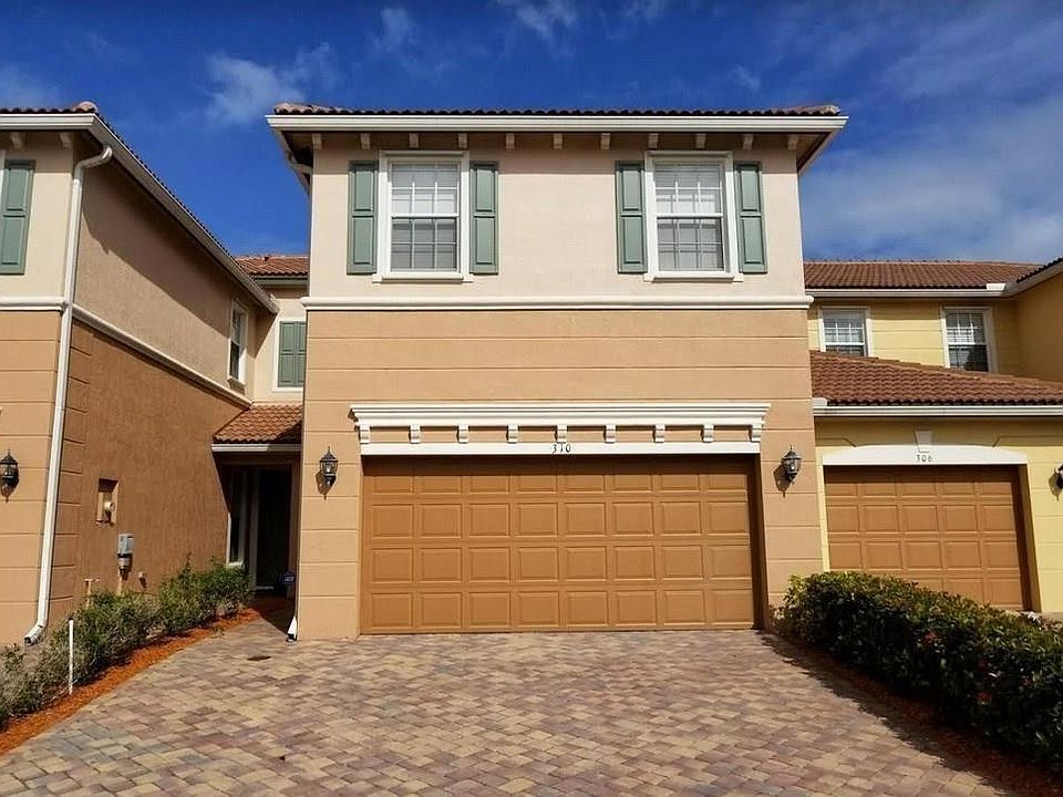 1st image of 310 Versailles Ln