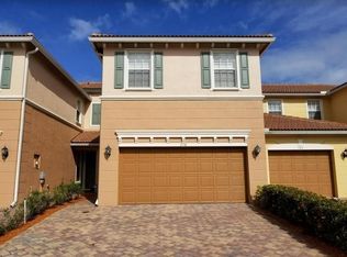 310 Versailles Ln, Vero Beach, FL 32960