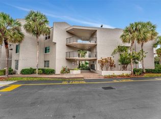 3100 Riverside Dr APT 306, Pompano Beach, FL 33065