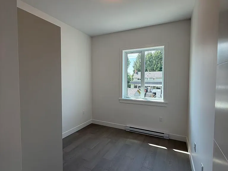 2160 E 49th Ave — Photo 3