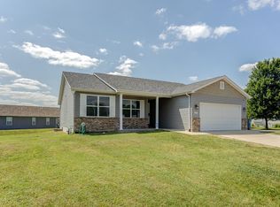 839 Mayfair Dr, Shiloh, IL 62221