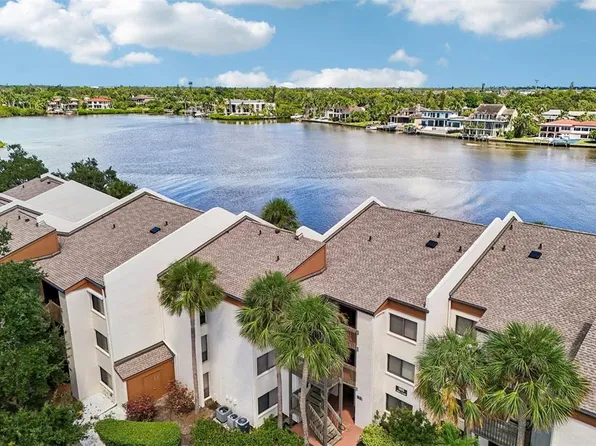 1900 COVE II PLACE #122, SARASOTA, FL 34242