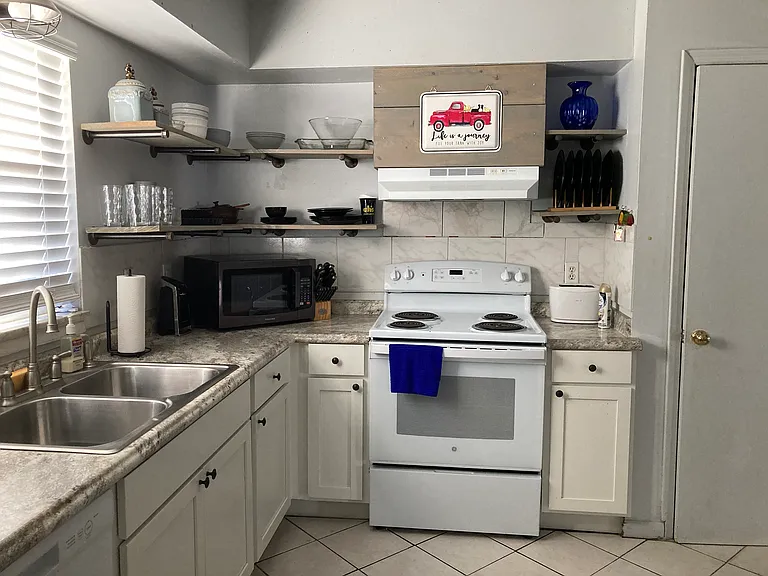 522 Camino Ct — Photo 6