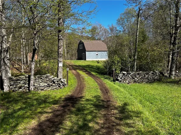 144 Easy St, Stamford, NY 12167